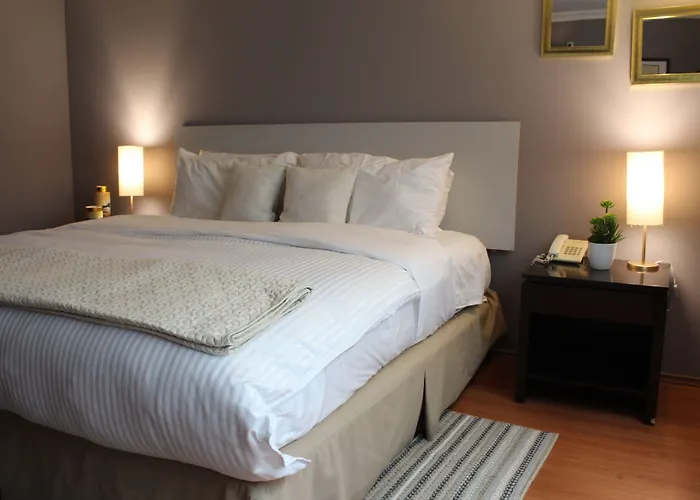 L' Heritage Hipolito Taine By Bluebay 4*