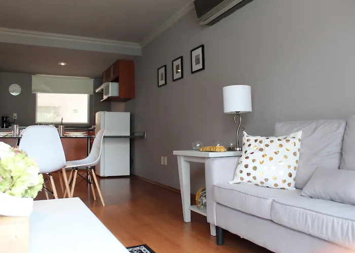 L' Heritage Hipolito Taine By Bluebay Aparthotel