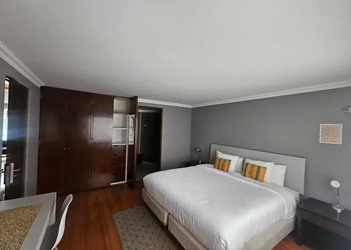L' Heritage Hipolito Taine By Bluebay Aparthotel 4*