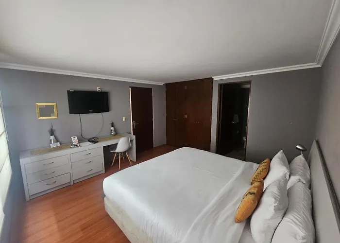 Aparthotel L' Heritage Hipolito Taine By Bluebay 4*