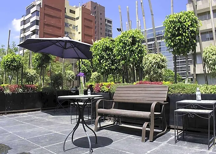 Aparthotel L' Heritage Hipolito Taine By Bluebay 4*