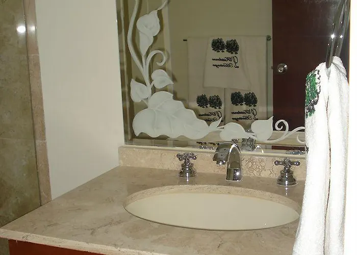Aparthotel L' Heritage Hipolito Taine By Bluebay