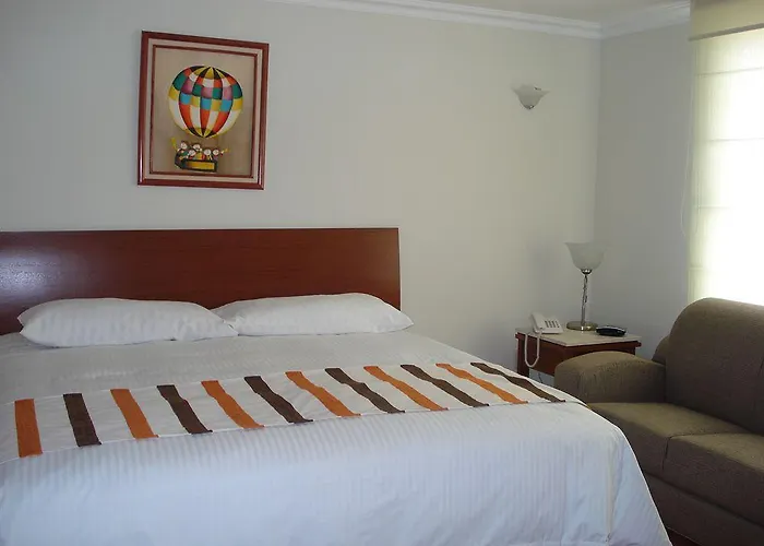L' Heritage Hipolito Taine By Bluebay Aparthotel