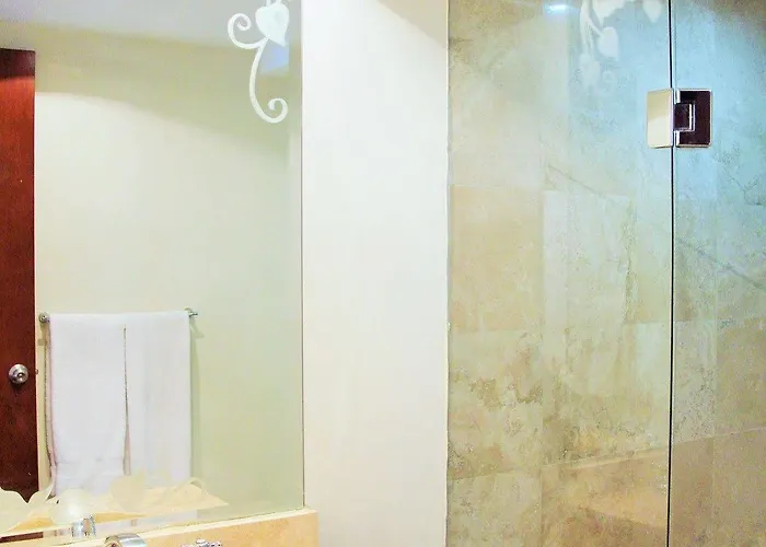 Aparthotel L' Heritage Hipolito Taine By Bluebay